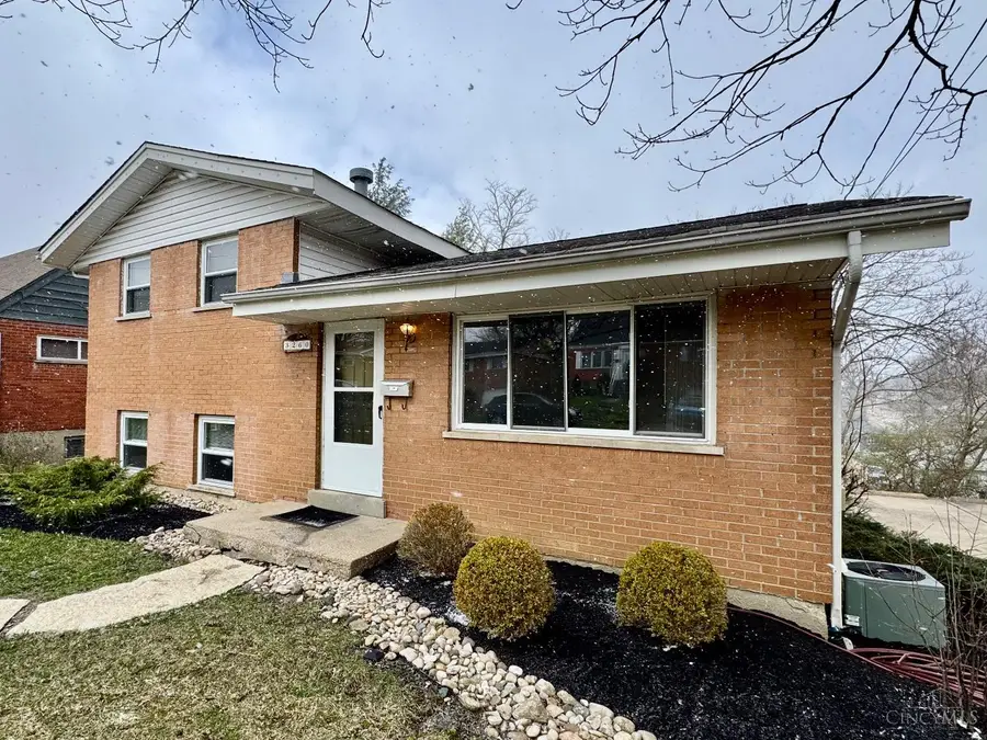 3260 Blueacres Drive, Colerain, OH 45239 - #3