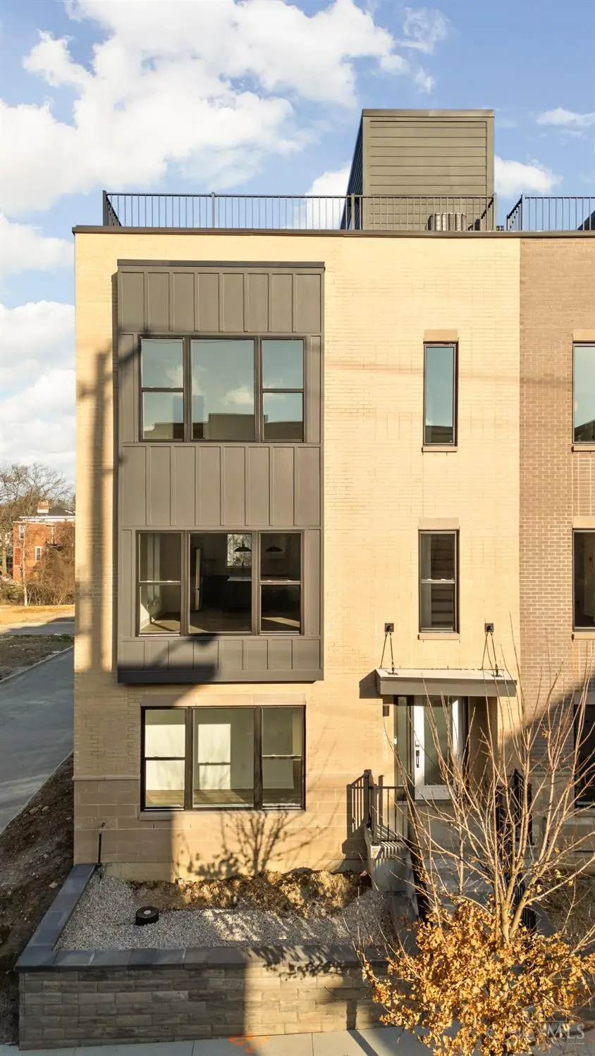 3010 Woodburn Avenue, Cincinnati, OH 45206 - #1