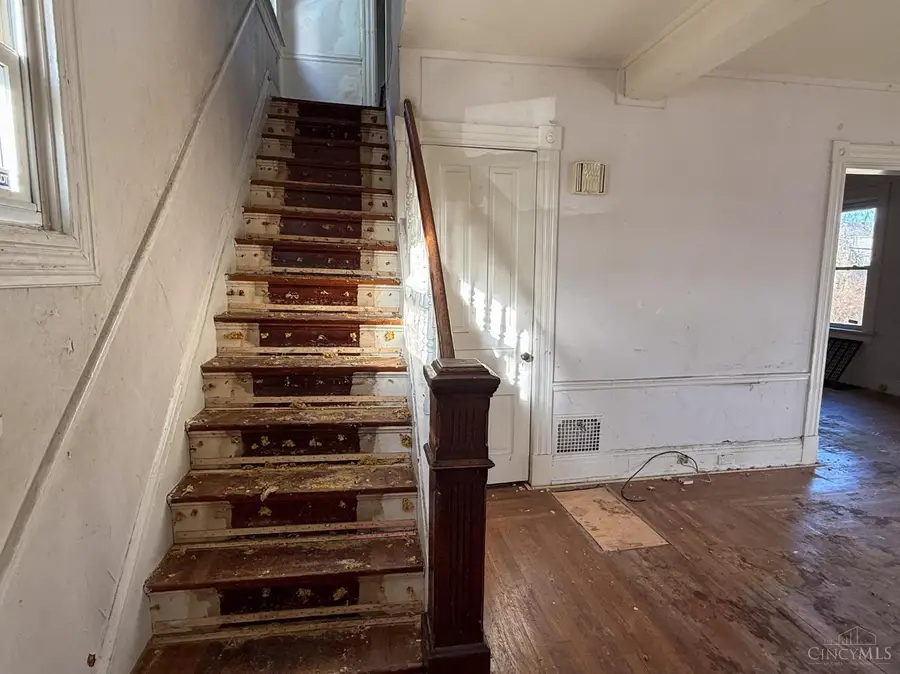 1608 Brewster Avenue, Cincinnati, OH 45207 - #3