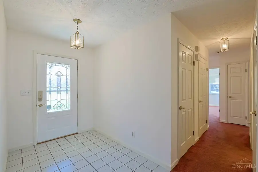 5581 Carlsbad Court, Fairfield, OH 45014 - #3