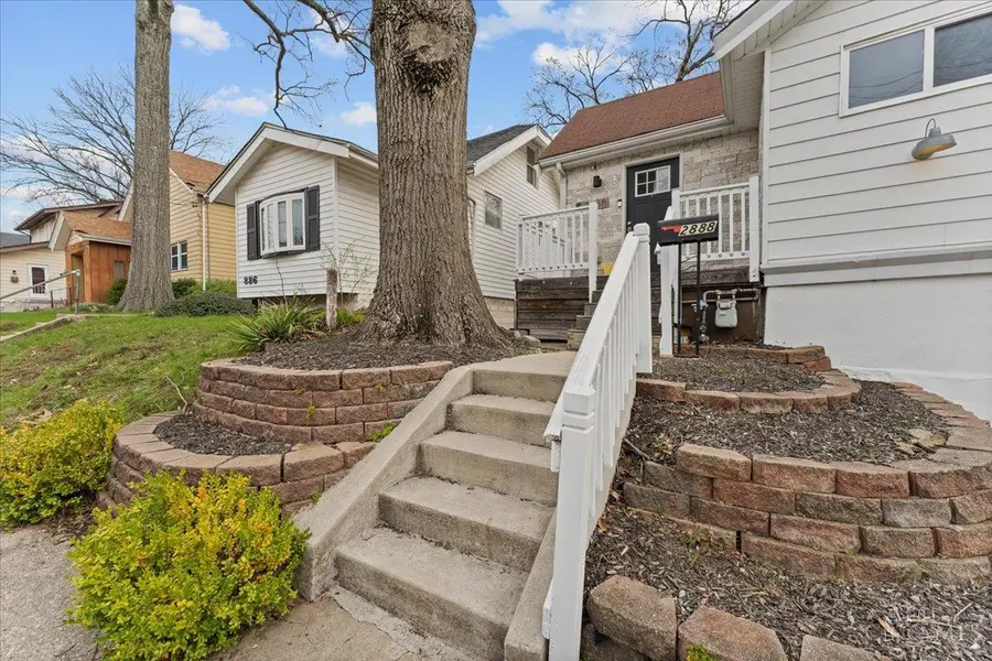2888 Losantiville Avenue, Cincinnati, OH 45213 - #3