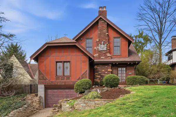 1253 Herschel Avenue, Cincinnati, OH 45208