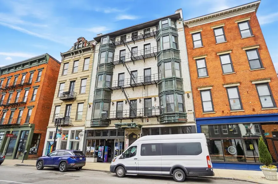 1202 Main Street #16, Cincinnati, OH 45202 - #2