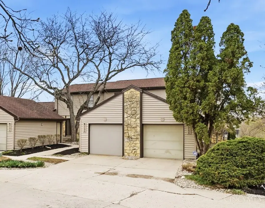 5196 Putters Circle, West Chester, OH 45069 - #2