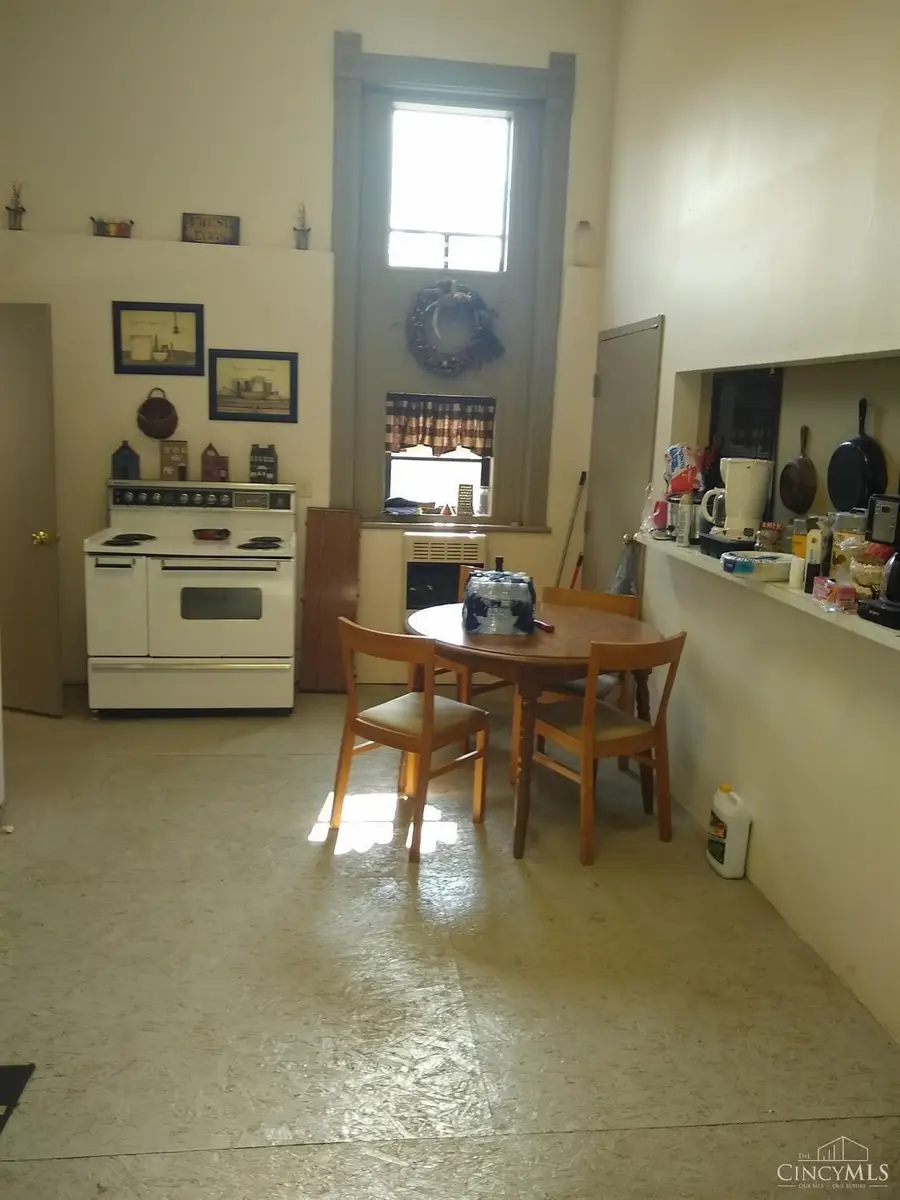 104 Main Street, Sinking Spring, OH 45172 - #3