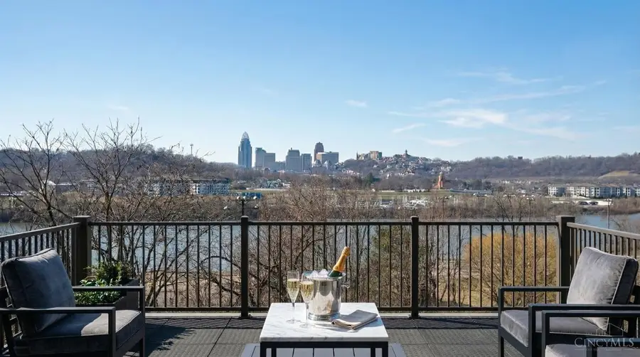 3120 Walworth Avenue, Cincinnati, OH 45226 - #2