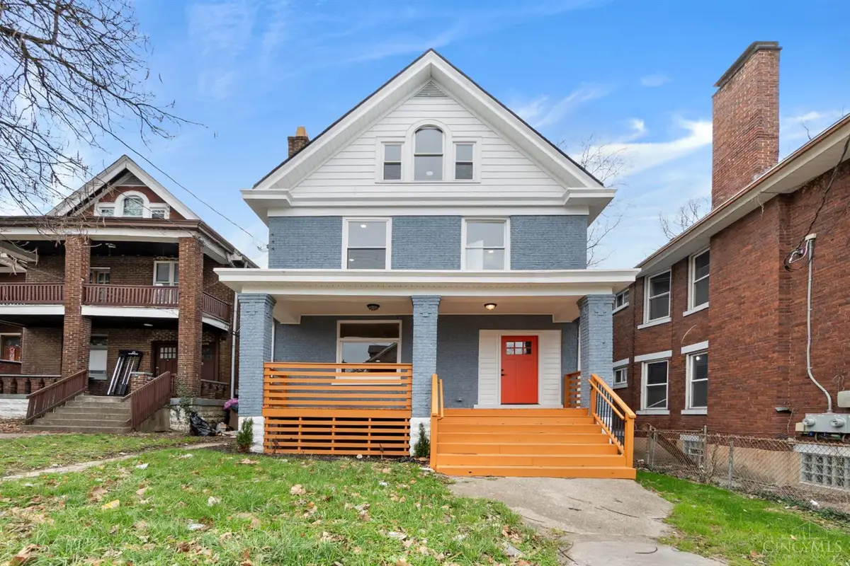 3206 Gilbert Avenue, Cincinnati, OH 45207 - #1