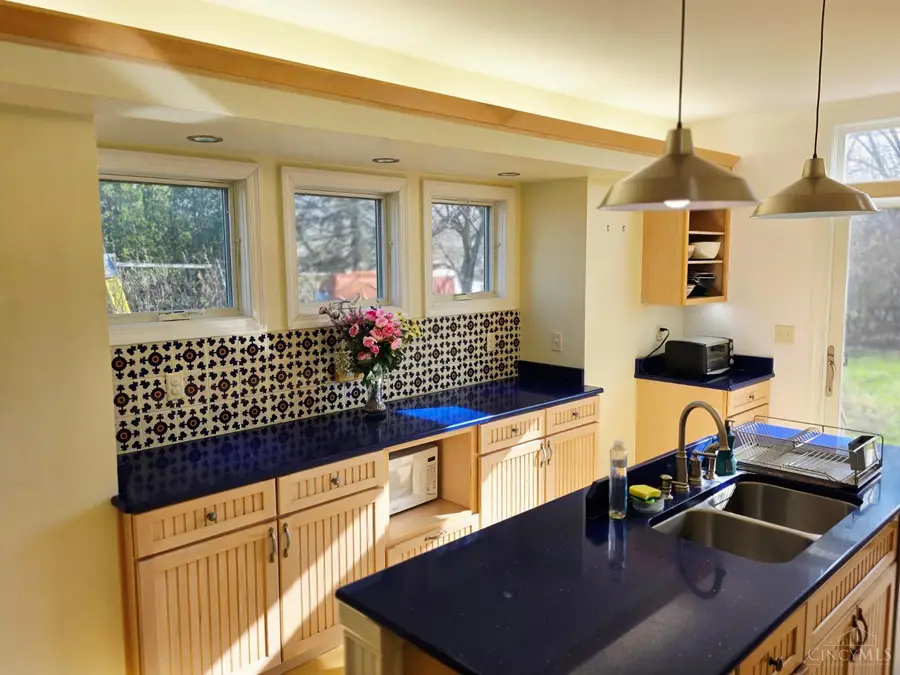 913 S Locust Street, Oxford, OH 45056 - #2