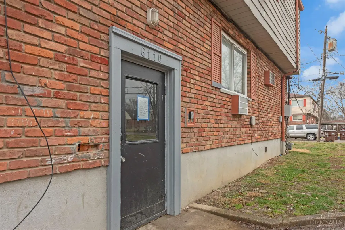 6110 Stover Ave, Cincinnati, OH 45237 - #1