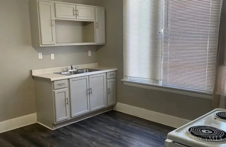 809 S Fred Shuttlesworth Circle, Cincinnati, OH 45229 - #2