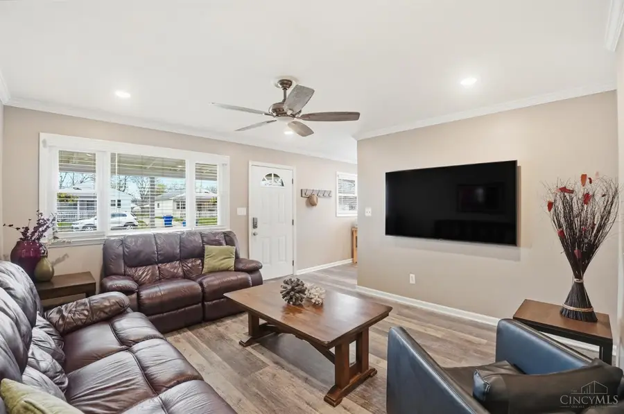 941 Foster Avenue, Hamilton, OH 45015 - #3