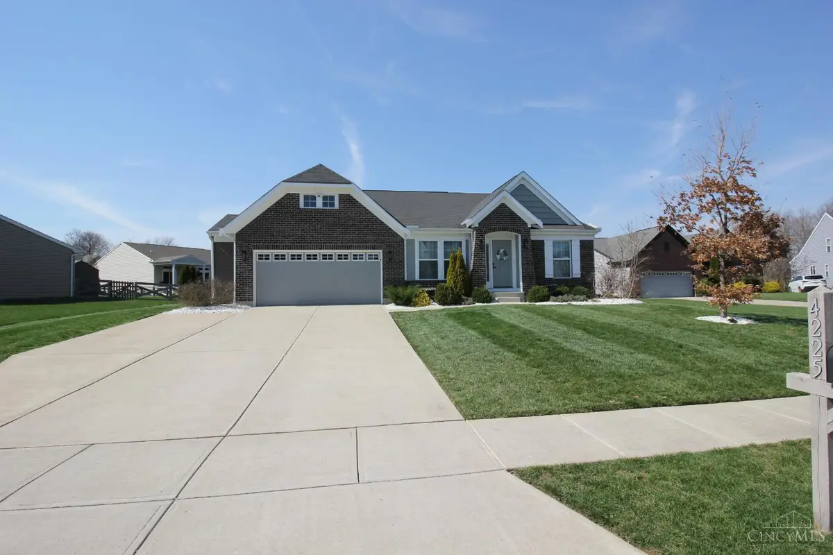 4225 Trail Overlook, Batavia, OH 45103 - #1