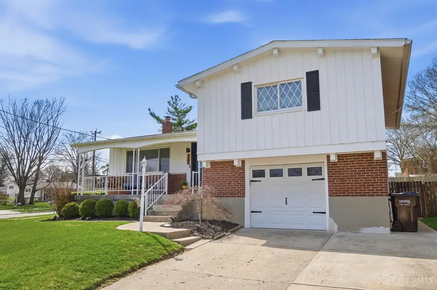 3301 Cresentview Lane, Green, OH 45248 - #2