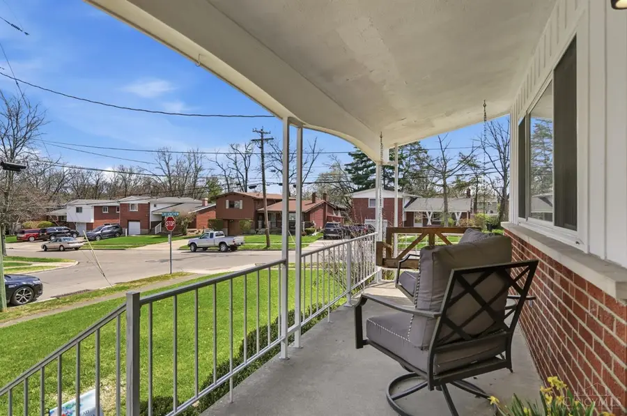 3301 Cresentview Lane, Green, OH 45248 - #3