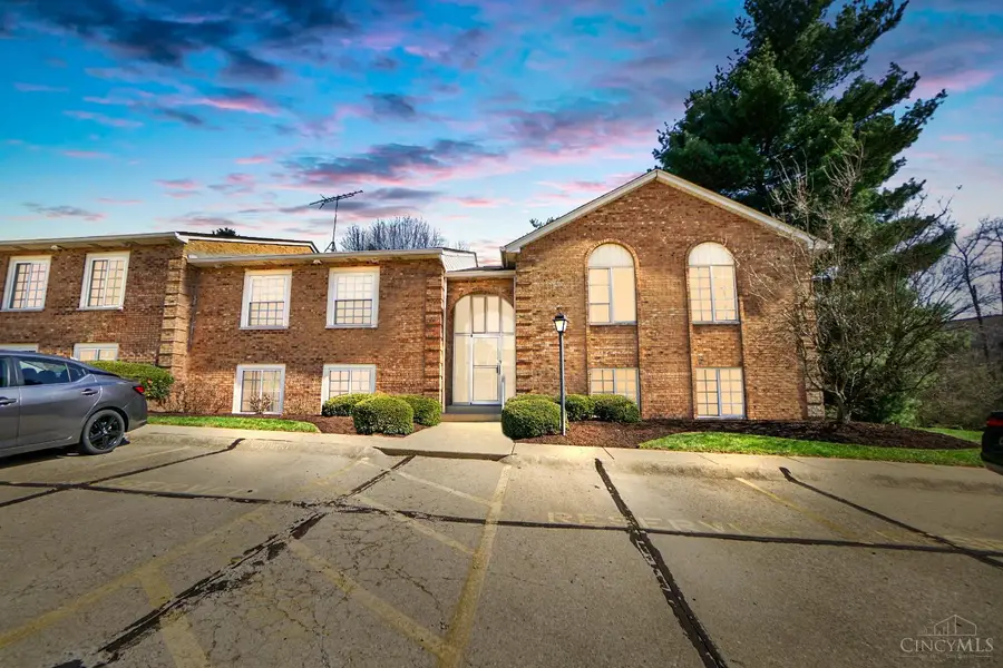 5160 Old Oak Trail #25, Delhi, OH 45238 - #2