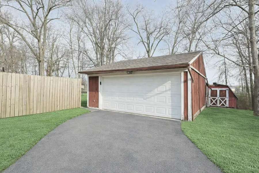 1206 Sycamore Lane, Amelia, OH 45102 - #3