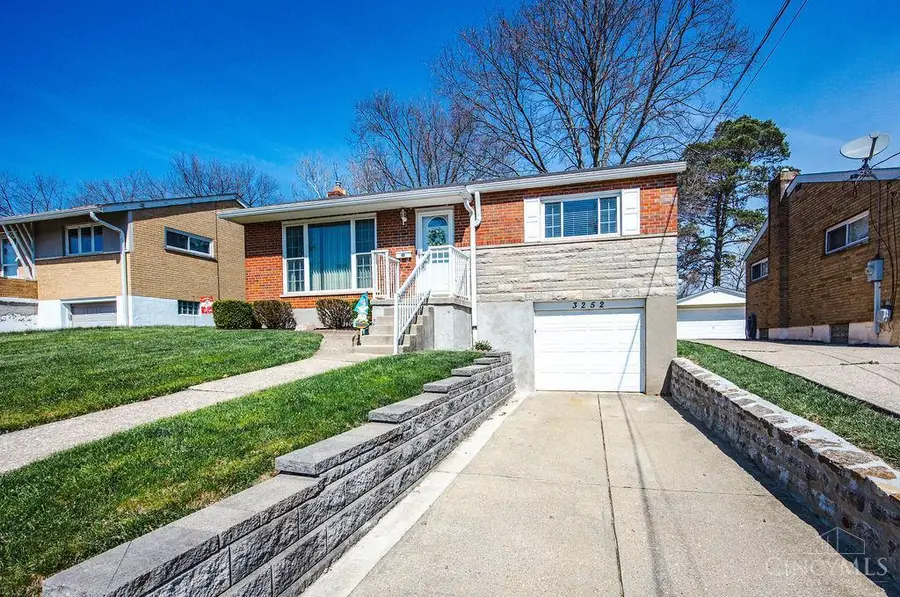 3252 Floridale Lane, Cincinnati, OH 45239 - #3