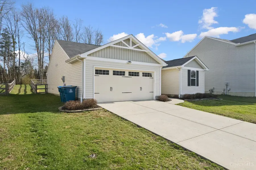 108 Wooded Ridge Drive, Amelia, OH 45102 - #2
