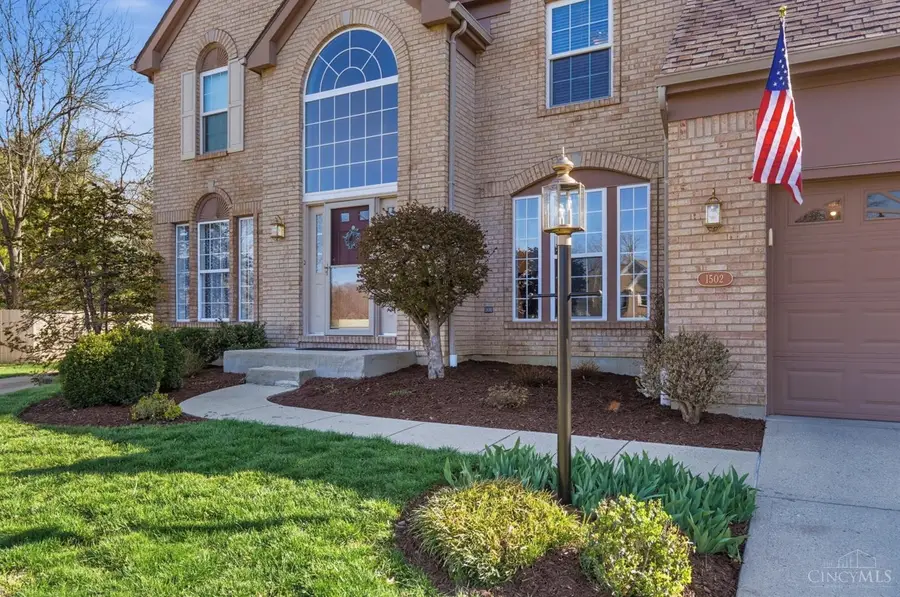1502 Huntcrest Drive, Cincinnati, OH 45255 - #3