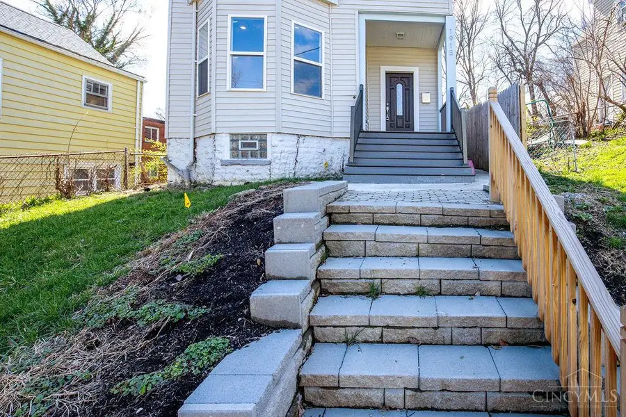 1915 Maple Avenue, Norwood, OH 45212 - #3