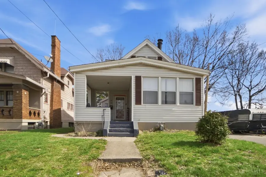 14 Seventy Third Street W, Cincinnati, OH 45216 - #3