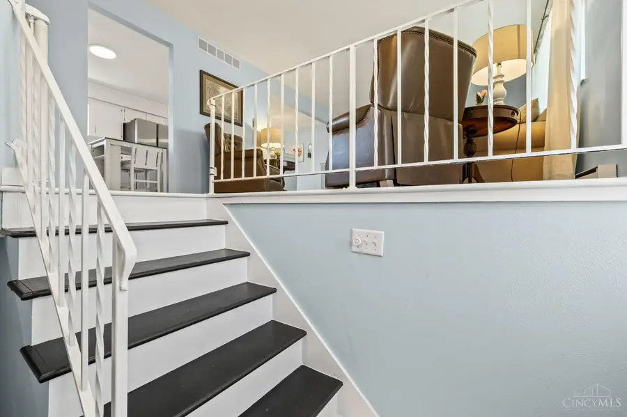 215 Lindell Drive, Germantown, OH 45327 - #3