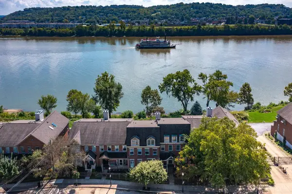 2207 Riverside Drive #C4, Cincinnati, OH 45202