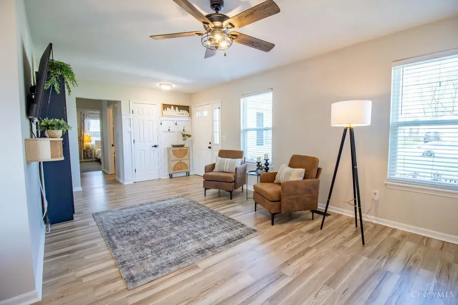 375 Woodsdale Drive, Monroe, OH 45050 - #2