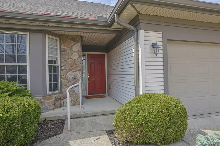 1723 Harmon Drive, Wyoming, OH 45215 - #3