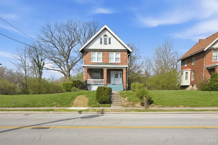 3443 Woodburn Avenue, Cincinnati, OH 45207 - #2