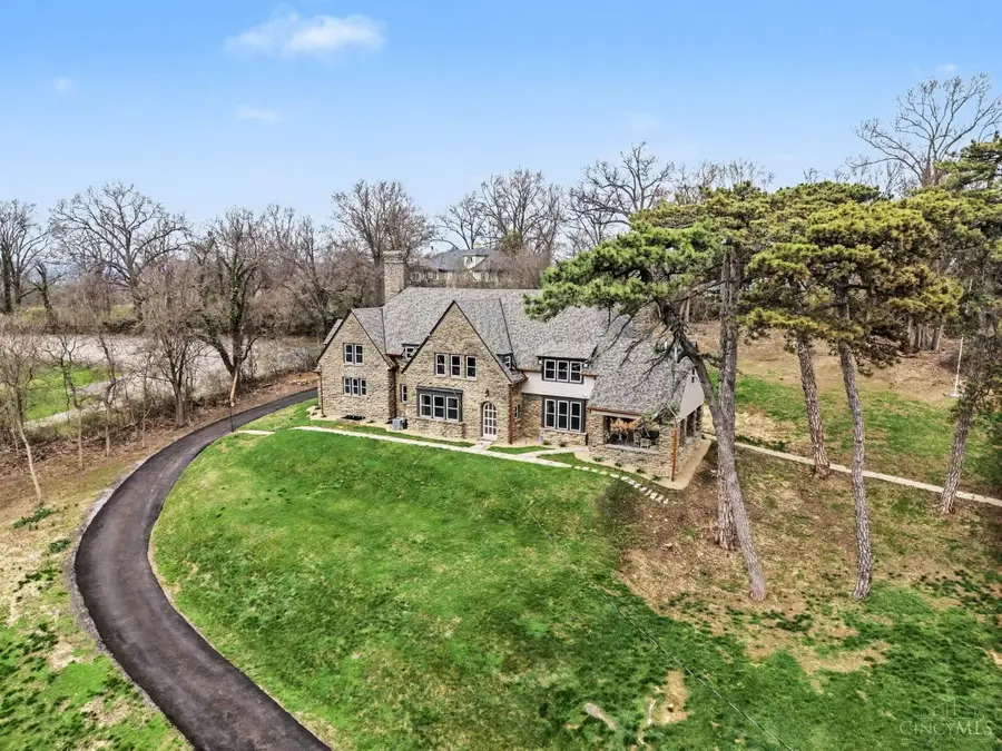 740 N Fred Shuttlesworth Circle, Cincinnati, OH 45229 - #2