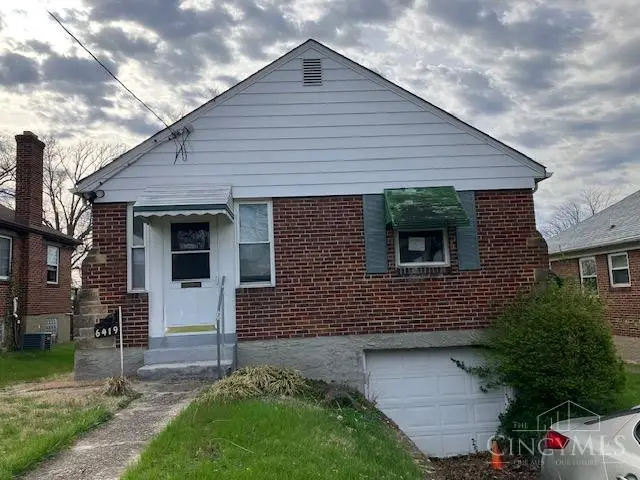 6419 Stover Avenue, Golf Manor, OH 45237 - #1