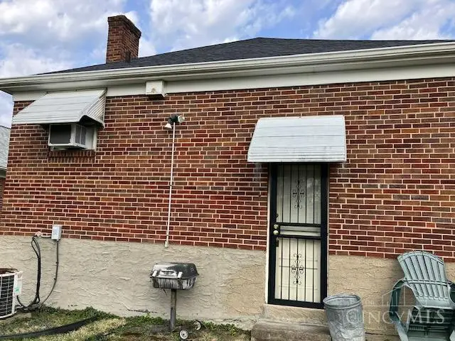 6419 Stover Avenue, Golf Manor, OH 45237 - #2