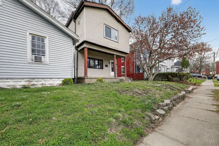 1954 Maple Avenue, Norwood, OH 45212 - #2