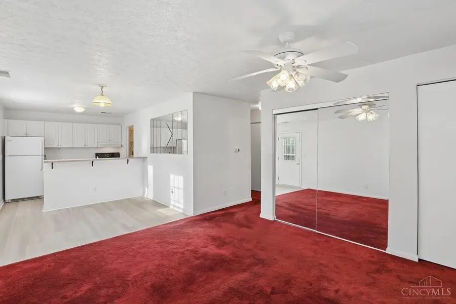 1044 E Crescentville Road, West Chester, OH 45246 - #3