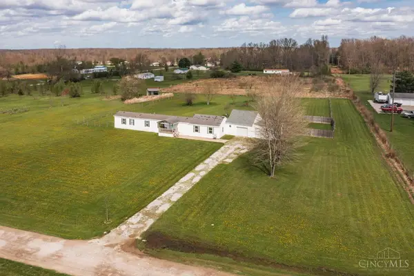 2001 Justin Lane, Franklin Twp, OH 45106