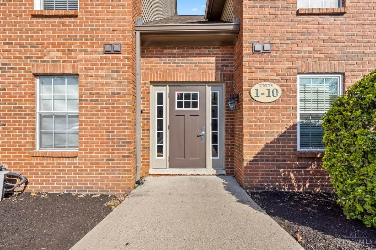10555 Montgomery Road #5, Montgomery, OH 45242 - #1