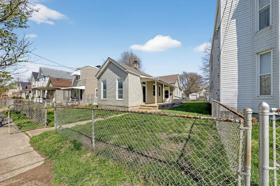 206 W 69th Street, Cincinnati, OH 45216 - #2