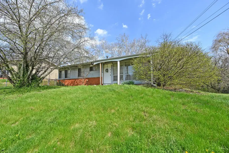 9626 Manhattan Drive, Cincinnati, OH 45251 - #3