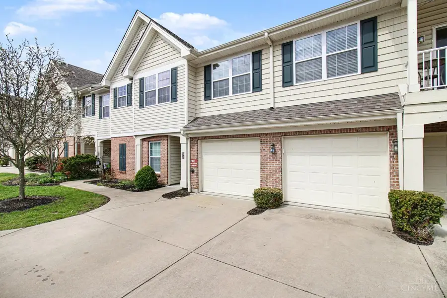 2047 Commons Circle, Batavia, OH 45103 - #2