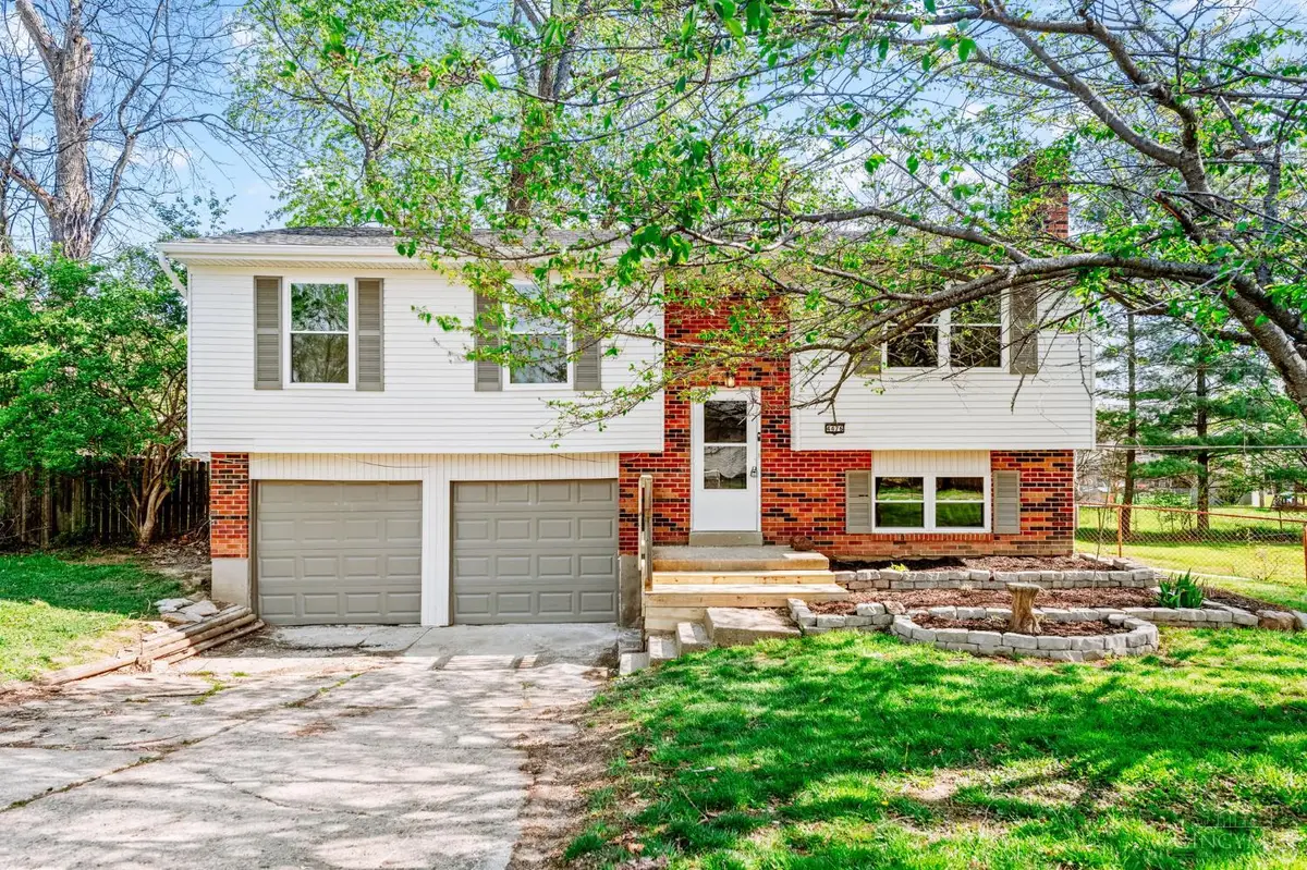 4476 Bridlewood Lane, Batavia, OH 45103 - #1