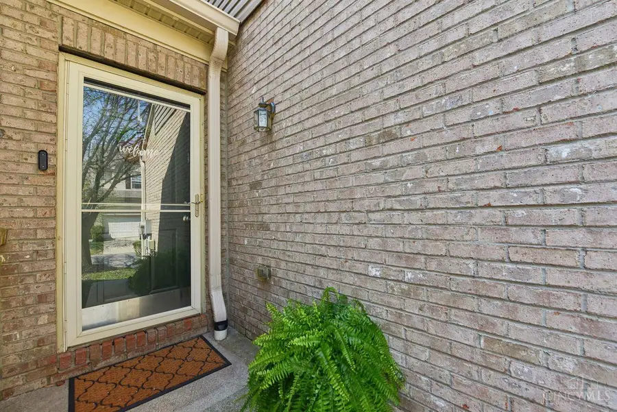 3855 Thorngate Drive, Mason, OH 45040 - #3