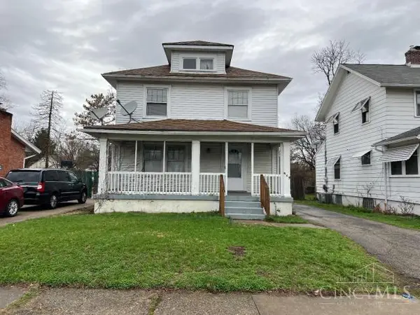 445 Sandhurst Drive, Dayton, OH 45405