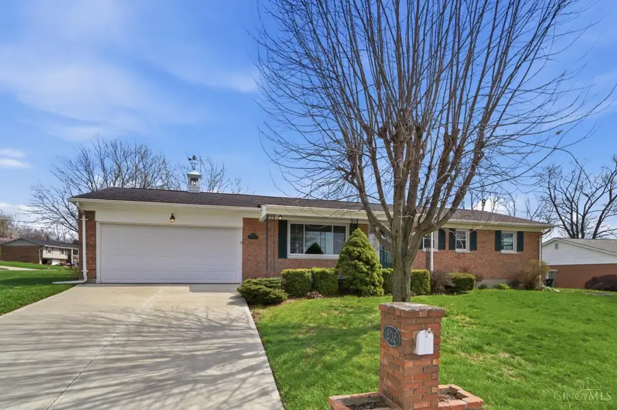 202 Sands Avenue, Monroe, OH 45050 - #3