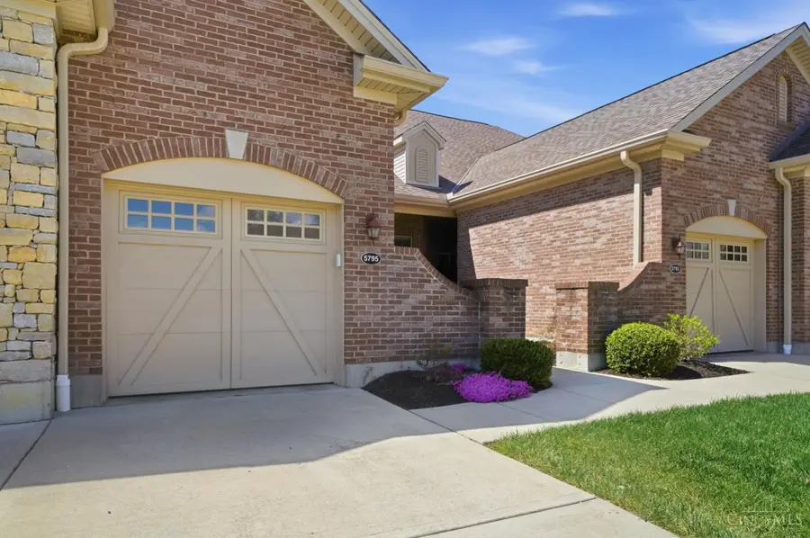 5795 Springview Circle, Mason, OH 45040 - #3