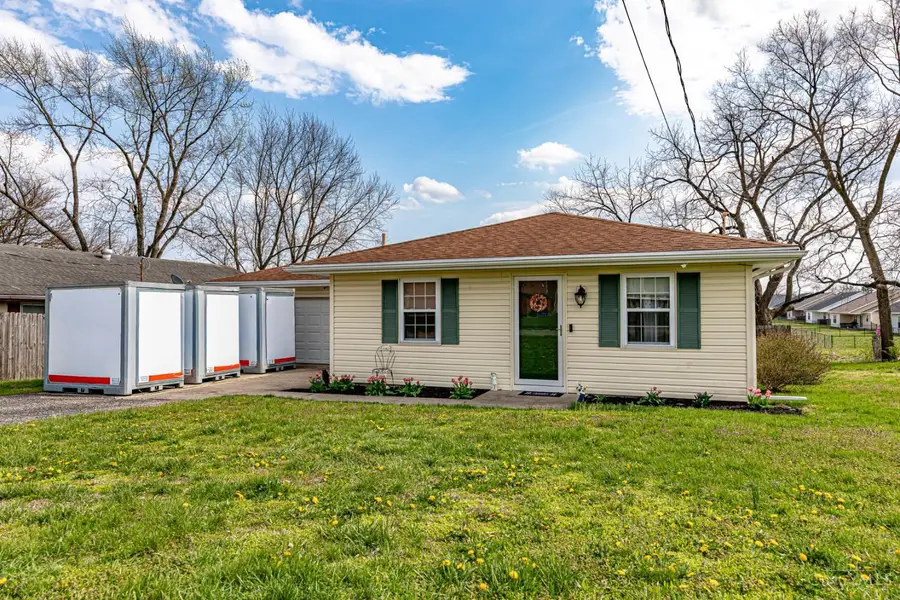 313 Maple Avenue, Trenton, OH 45067 - #2