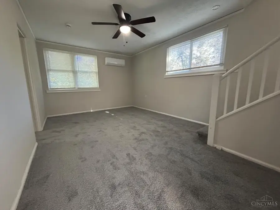 6 Chalmers Court, Greenhills, OH 45218 - #3