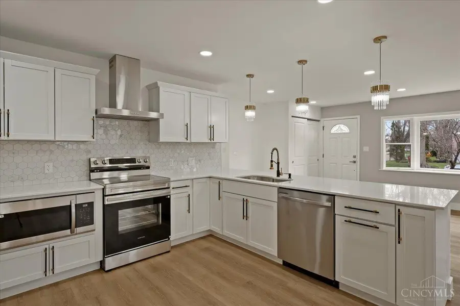 9197 Long Lane, Springfield, OH 45231 - #2