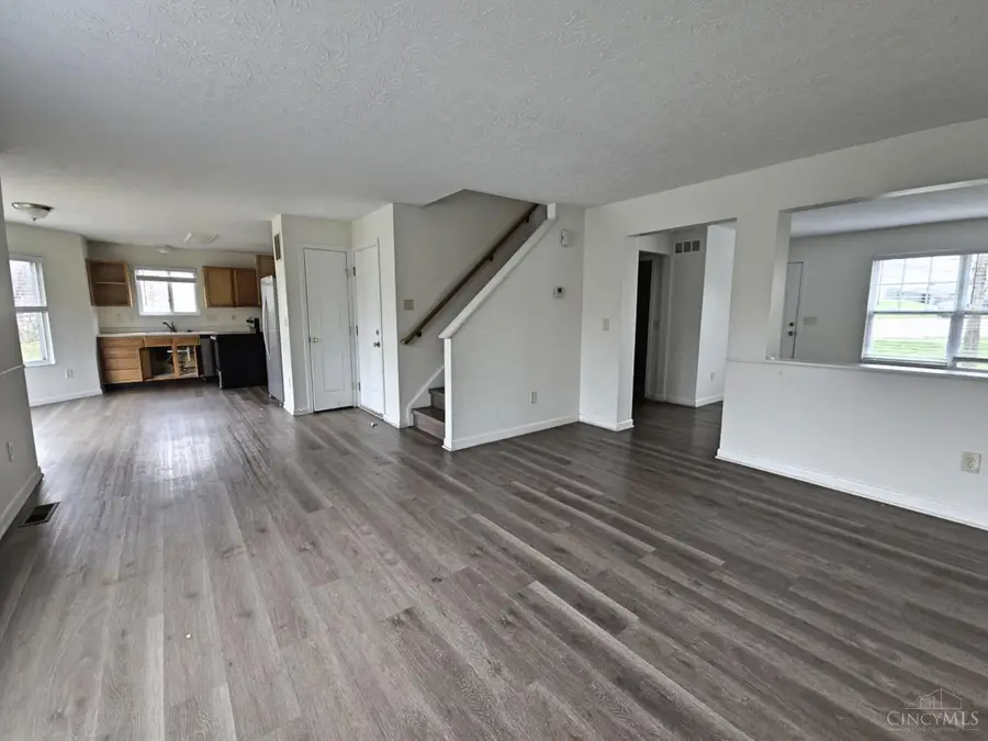 2306 Garrison Drive, Springfield, OH 45231 - #3