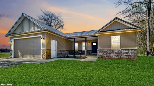 116 Black Hawk Drive, Franklin Twp, OH 45171